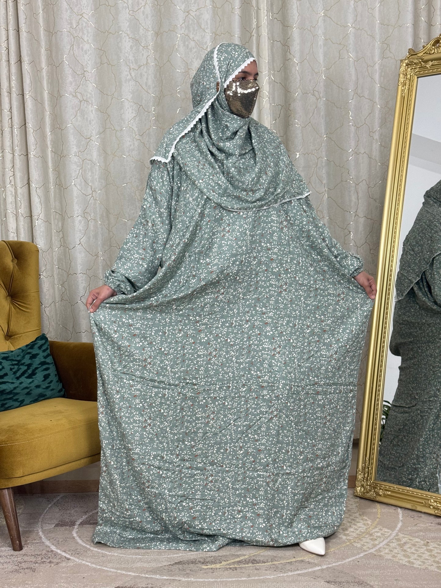 Prayer Dress - Pastel Green