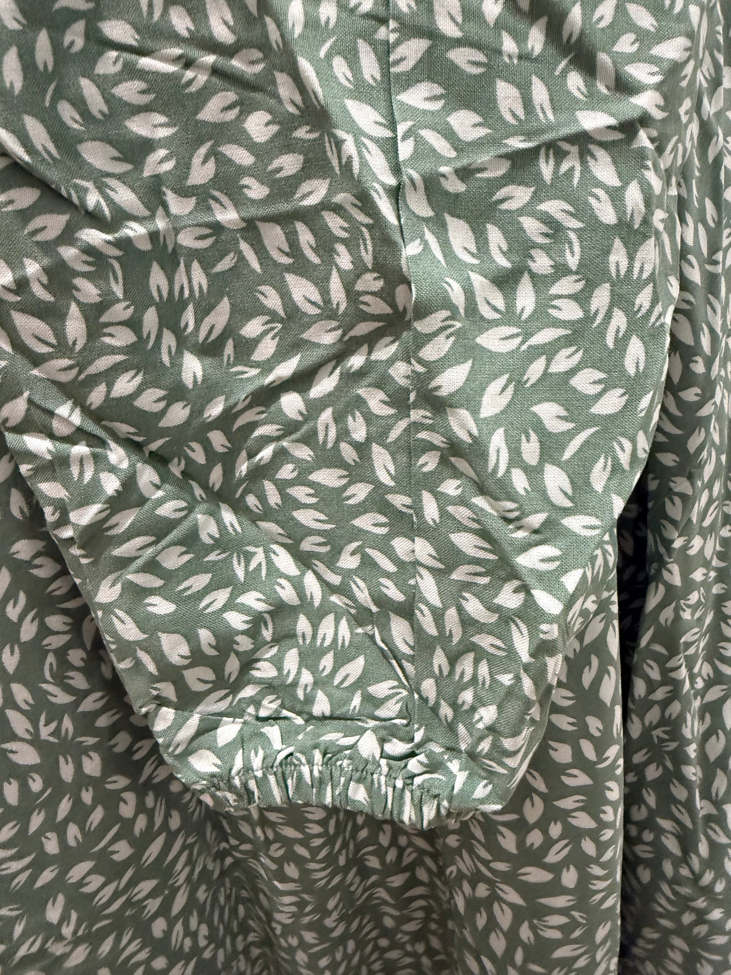 Irani Chadar - Green Leafy