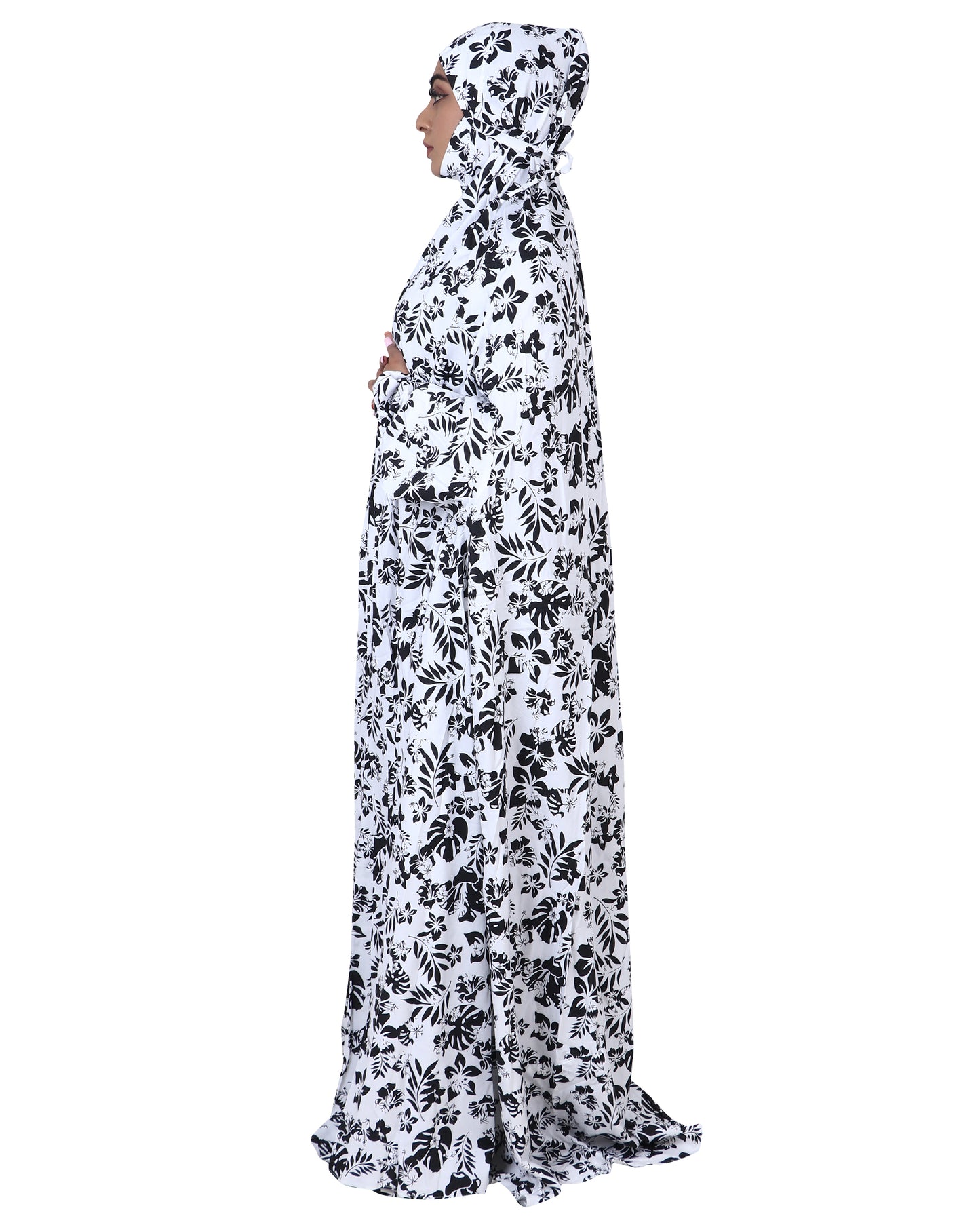 Irani Chadar - Black & White Floral